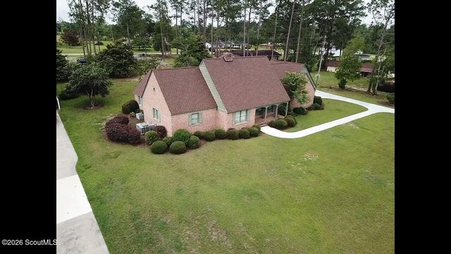 220 Lake Shore Drive, Alma, GA 31510