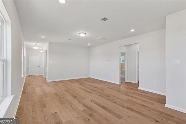 148 Red Oak Lane, Calhoun, GA 30701