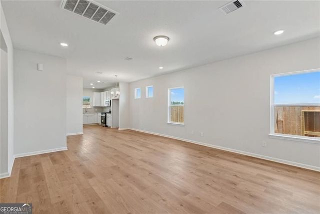 148 Red Oak Lane, Calhoun, GA 30701