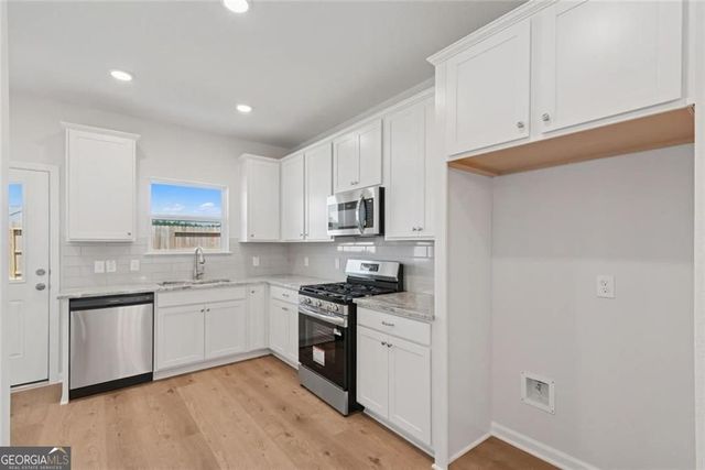 148 Red Oak Lane, Calhoun, GA 30701