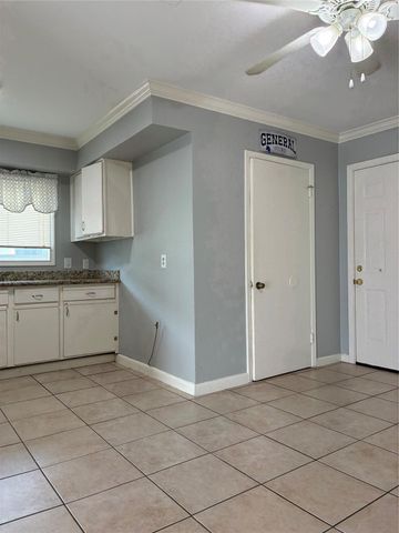 3806 Kaplan Drive, Pasadena, TX 77503