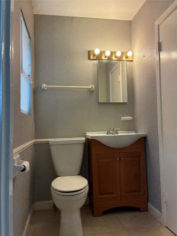 3806 Kaplan Drive, Pasadena, TX 77503