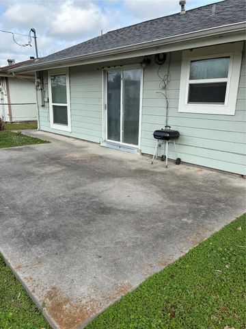 3806 Kaplan Drive, Pasadena, TX 77503