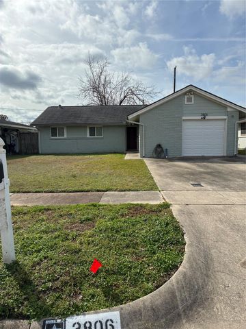 3806 Kaplan Drive, Pasadena, TX 77503