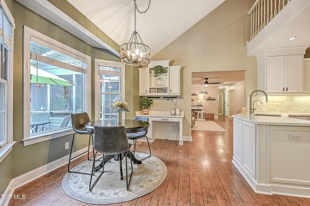 1239 Olde Oaks Drive, Gray, TN 37615