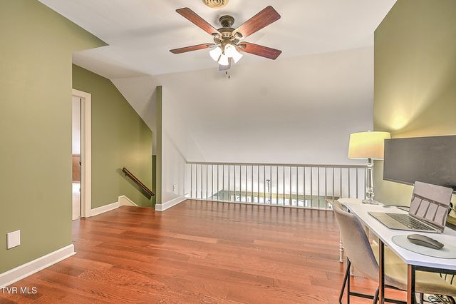 1239 Olde Oaks Drive, Gray, TN 37615