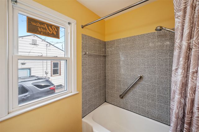 4104 15th Street, Des Moines, IA 50313