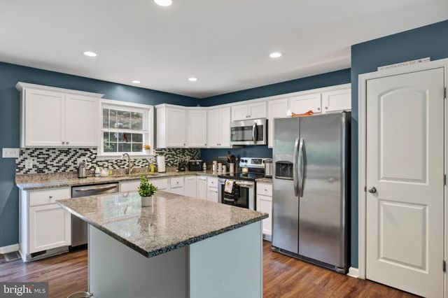 204 COUGAR TRL, Winchester, VA 22602