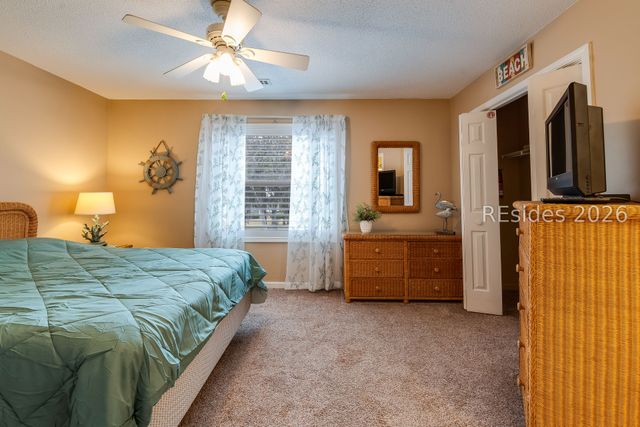 12 Valencia Rd Apt 20, Hilton Head Island, SC 29928