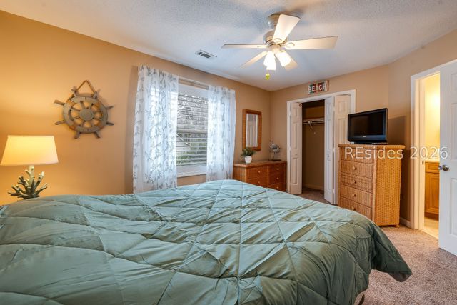 12 Valencia Rd Apt 20, Hilton Head Island, SC 29928