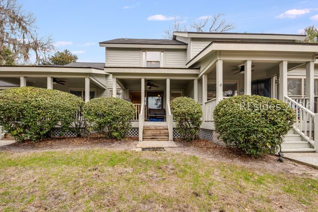 12 Valencia Rd Apt 20, Hilton Head Island, SC 29928