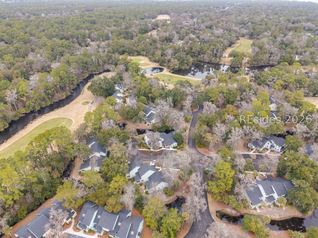 12 Valencia Rd Apt 20, Hilton Head Island, SC 29928