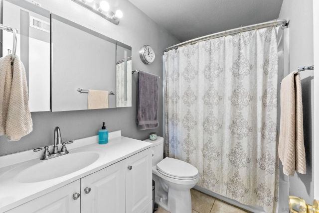 2787 Thunder Dr, Oceanside, CA 92056