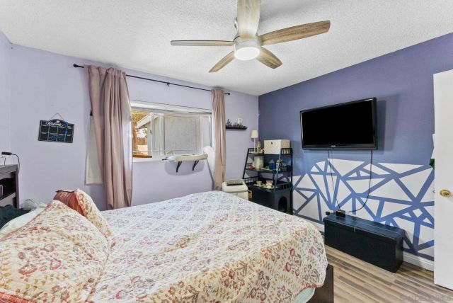2787 Thunder Dr, Oceanside, CA 92056