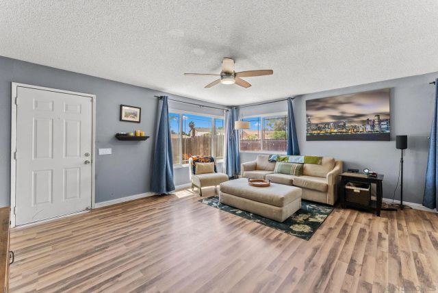 2787 Thunder Dr, Oceanside, CA 92056