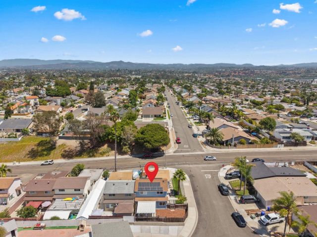 2787 Thunder Dr, Oceanside, CA 92056