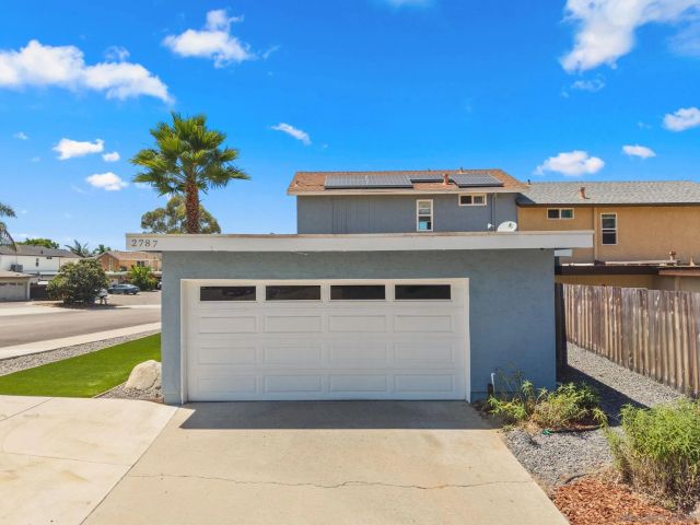 2787 Thunder Dr, Oceanside, CA 92056