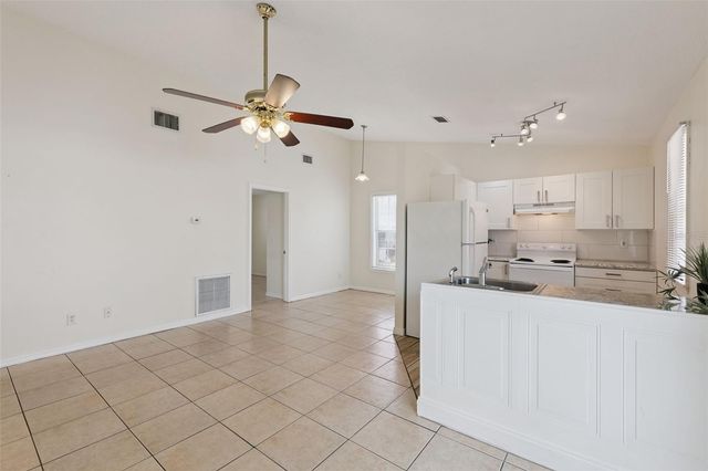 212 RIDGECREST LOOP, Minneola, FL 34715