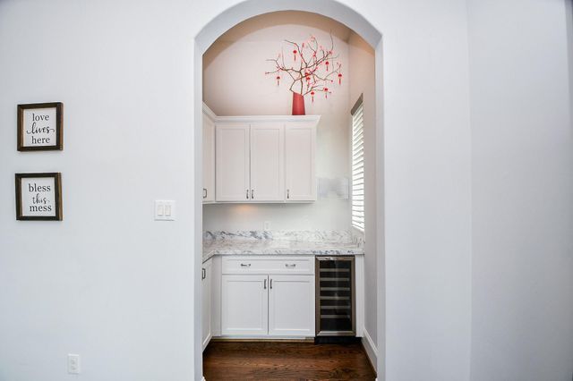 15622 Broad Street, Sugar Land, TX 77478