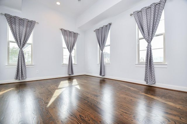 15622 Broad Street, Sugar Land, TX 77478