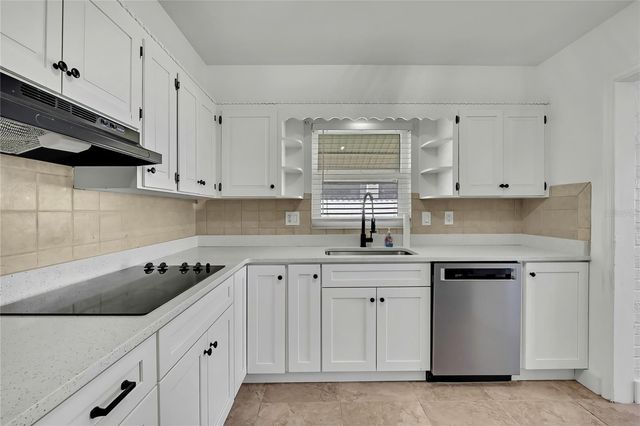 21 PARADISE LANE, Treasure Island, FL 33706