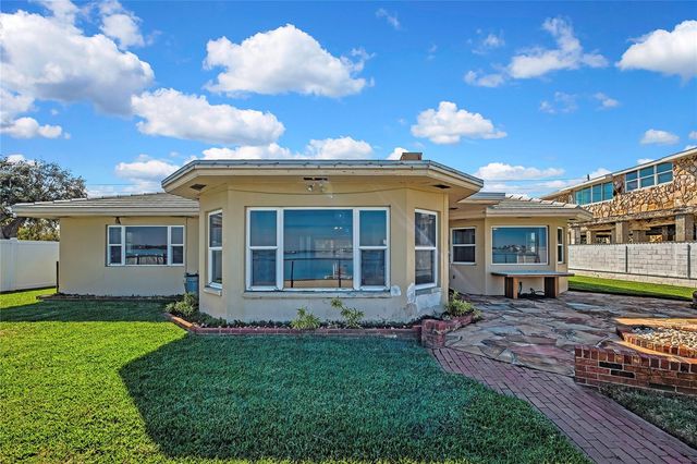 21 PARADISE LANE, Treasure Island, FL 33706