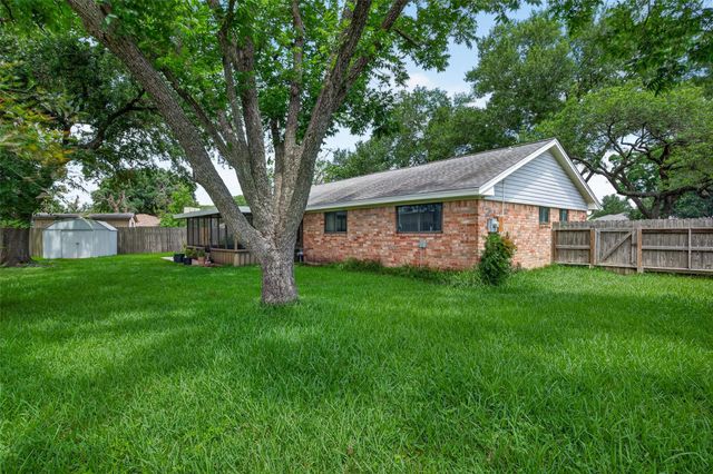 5311 Little John Lane, Katy, TX 77493