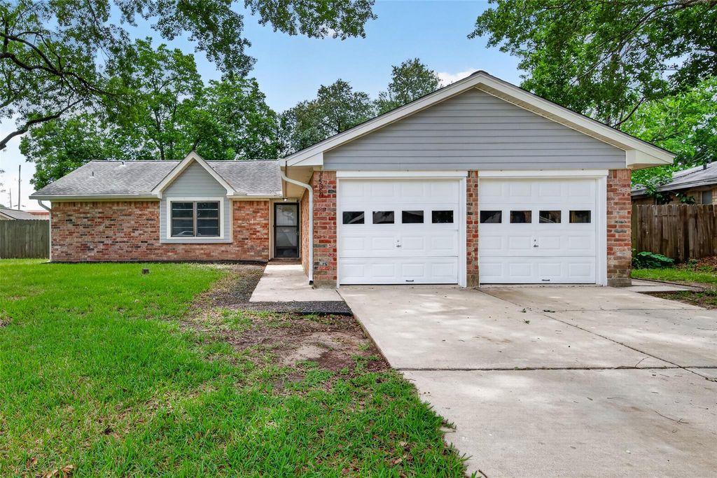 5311 Little John Lane, Katy, TX 77493