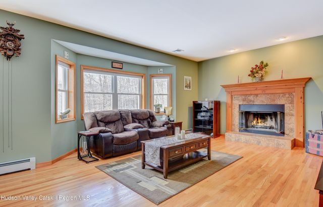 309 Quannacut Road, Pine Bush, NY 12566