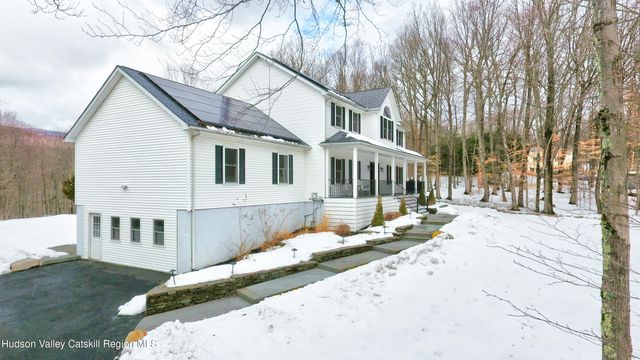 309 Quannacut Road, Pine Bush, NY 12566