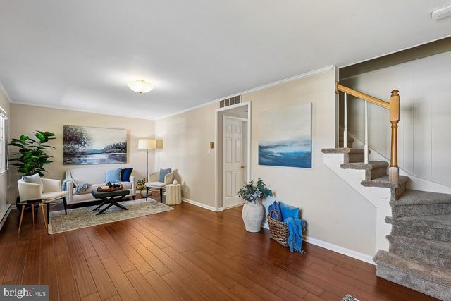 204 SHENANDOAH ST SE, Leesburg, VA 20175