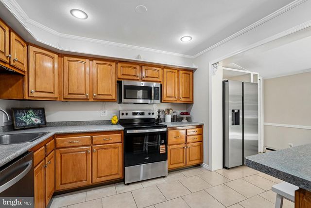 204 SHENANDOAH ST SE, Leesburg, VA 20175