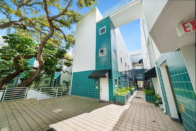 4950 BAYSHORE BOULEVARD 14, Tampa, FL 33611