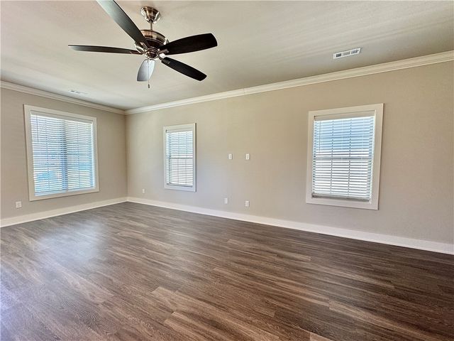 811 NE Heights Lane, Bentonville, AR 72712