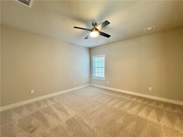 811 NE Heights Lane, Bentonville, AR 72712