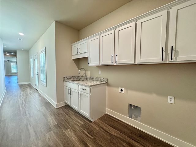 811 NE Heights Lane, Bentonville, AR 72712