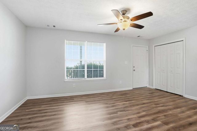 32 Bay Cove Drive, Stockbridge, GA 30281