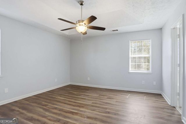 32 Bay Cove Drive, Stockbridge, GA 30281