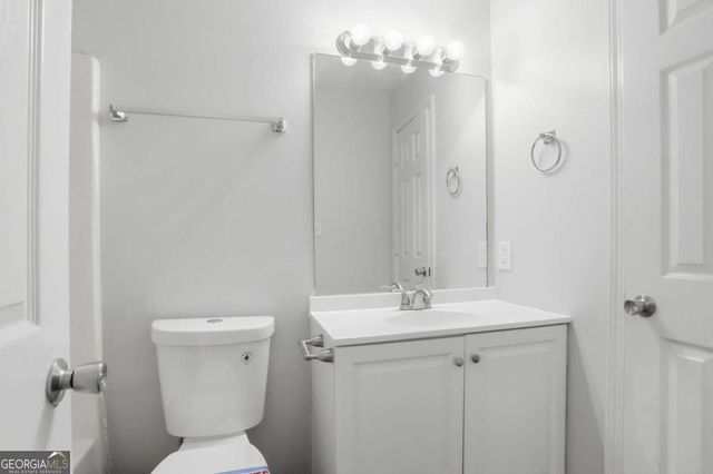 32 Bay Cove Drive, Stockbridge, GA 30281