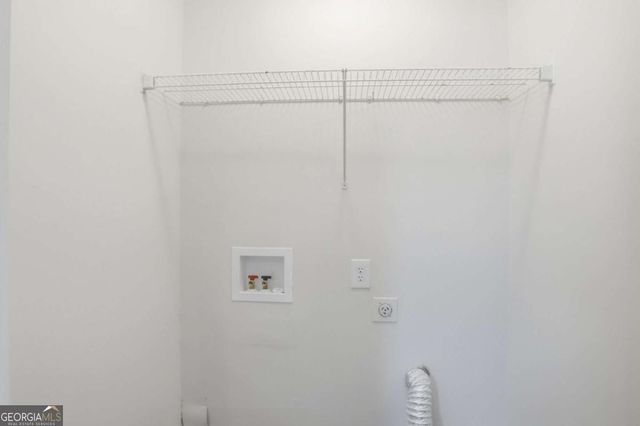 32 Bay Cove Drive, Stockbridge, GA 30281