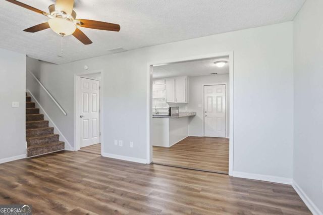 32 Bay Cove Drive, Stockbridge, GA 30281