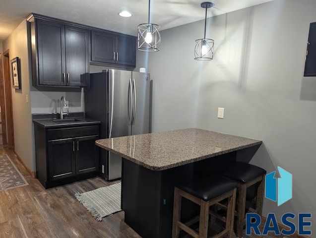 8128 S Grass Creek Dr Drive, Sioux Falls, SD 57108