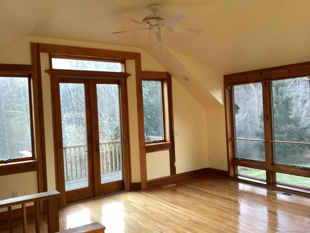 40 Chestnut Hill Road A, Newtown, CT 06482