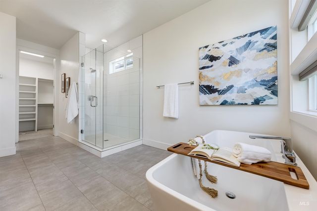 1425 E Jade Creek St, Eagle, ID 83616