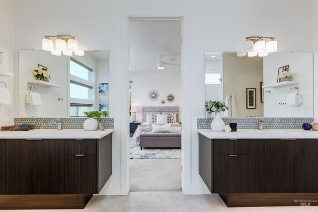 1425 E Jade Creek St, Eagle, ID 83616