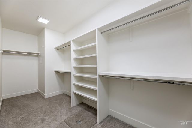 1425 E Jade Creek St, Eagle, ID 83616