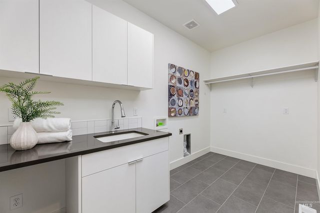 1425 E Jade Creek St, Eagle, ID 83616