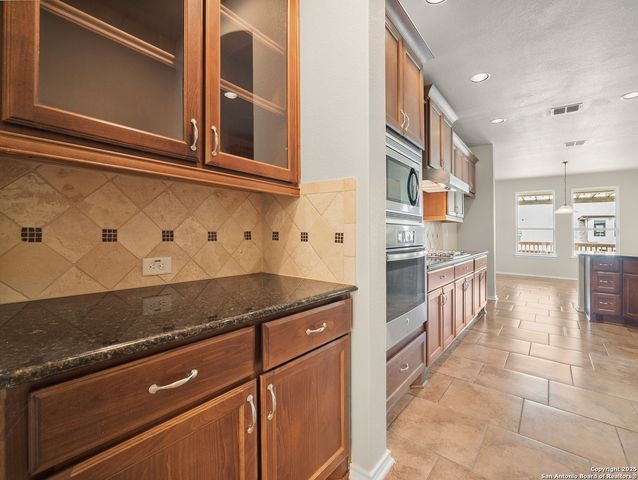 12514 Red Maple, San Antonio, TX 78253