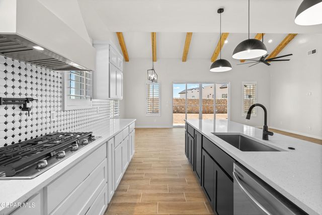 14501 BURWOOD Circle, Horizon City, TX 79928