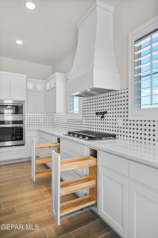 14501 BURWOOD Circle, Horizon City, TX 79928